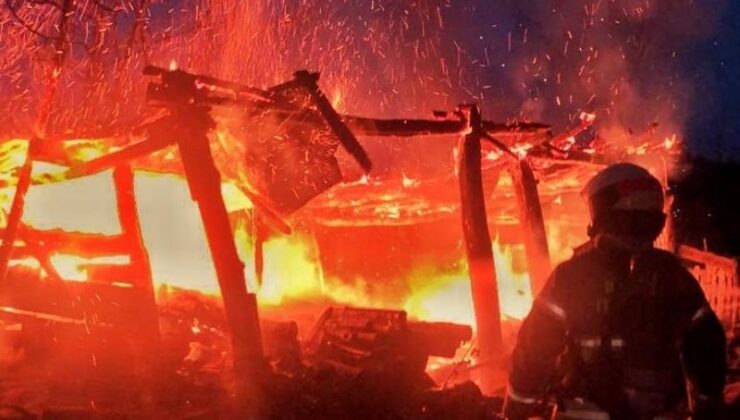 Bursa’da korkutan samanlık yangını