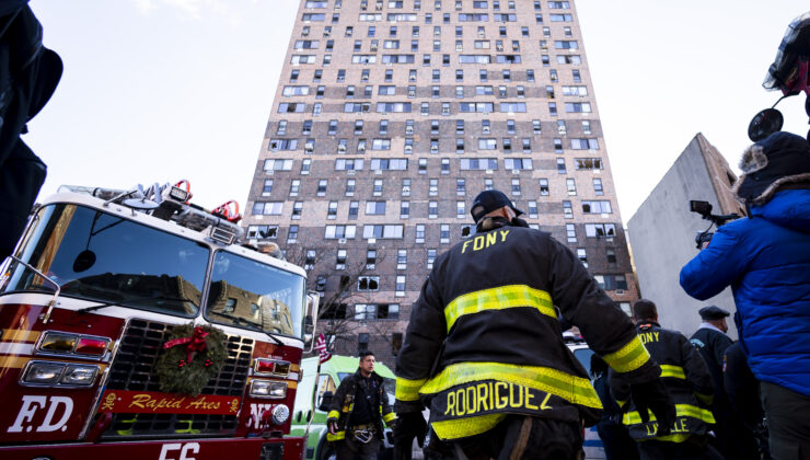 ABD’de 19 katlı apartmanda çıkan yangında ölü sayısı 17 olarak güncellendi