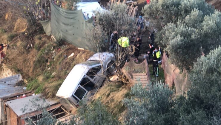 Bursa’da 50 metre yükseklikten uçan kamyonet sürücüsü ölümden döndü