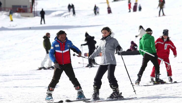 Uludağ’da kayak yapacaklar uyarı: Belgesi olmayandan ders almayın!